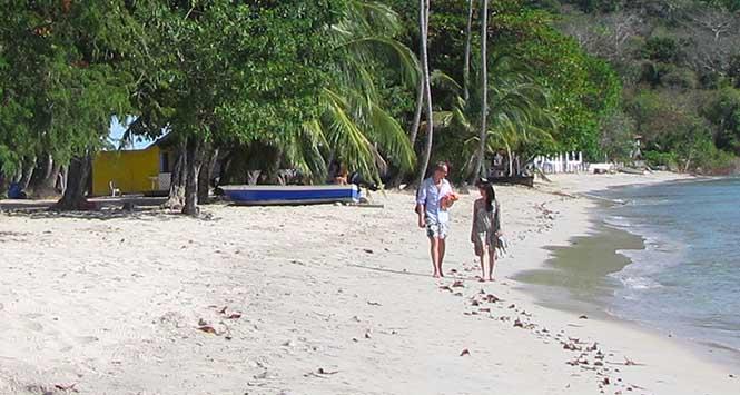 Avanza protocolo para reabrir las playas en Colombia