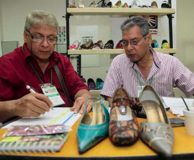 Expertos italianos en Expocuero 2011 en Bucaramanga