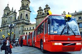 Sube 100 pesos el transporte público en Bogotá